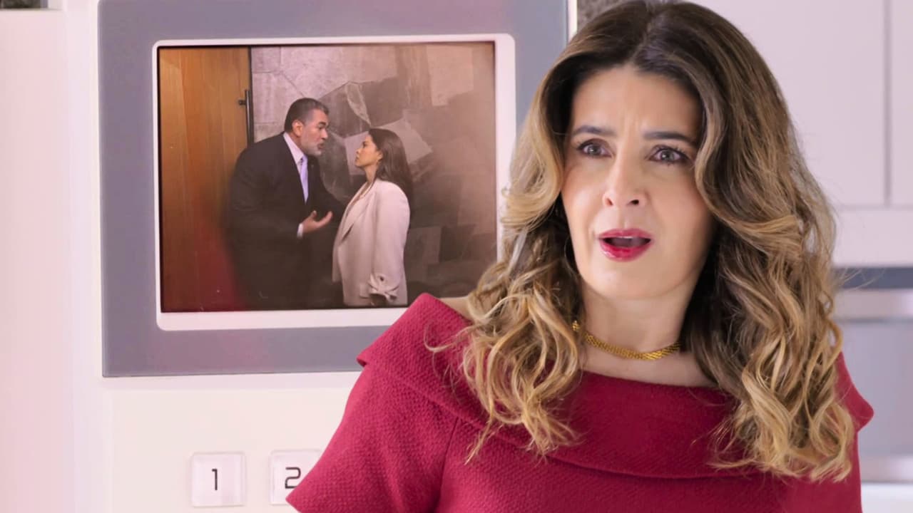 Inés descubre que Enrique y Karina son amantes