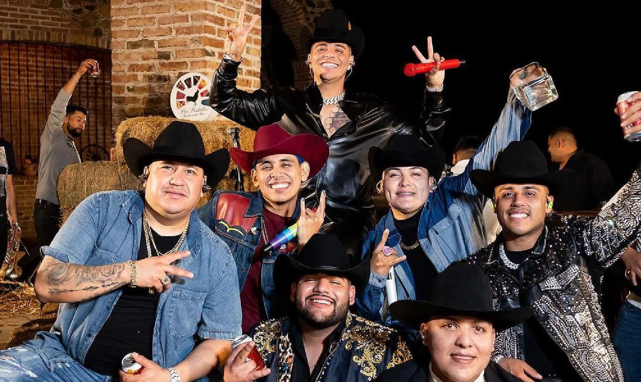 Grupo Firme terminará su 'Enfiestados y Amanecidos Tour' el 10 de febrero