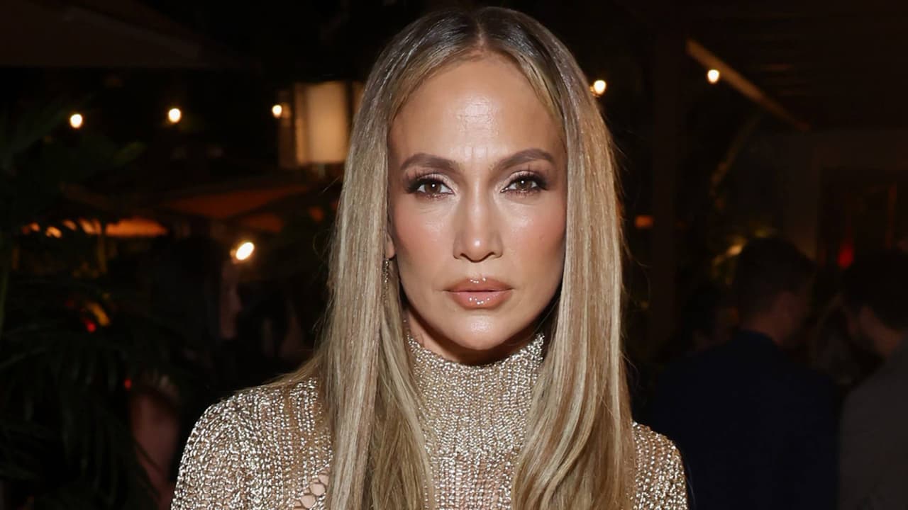 Jennifer Lopez revela imágenes con el rostro golpeado, ¿qué le pasó?