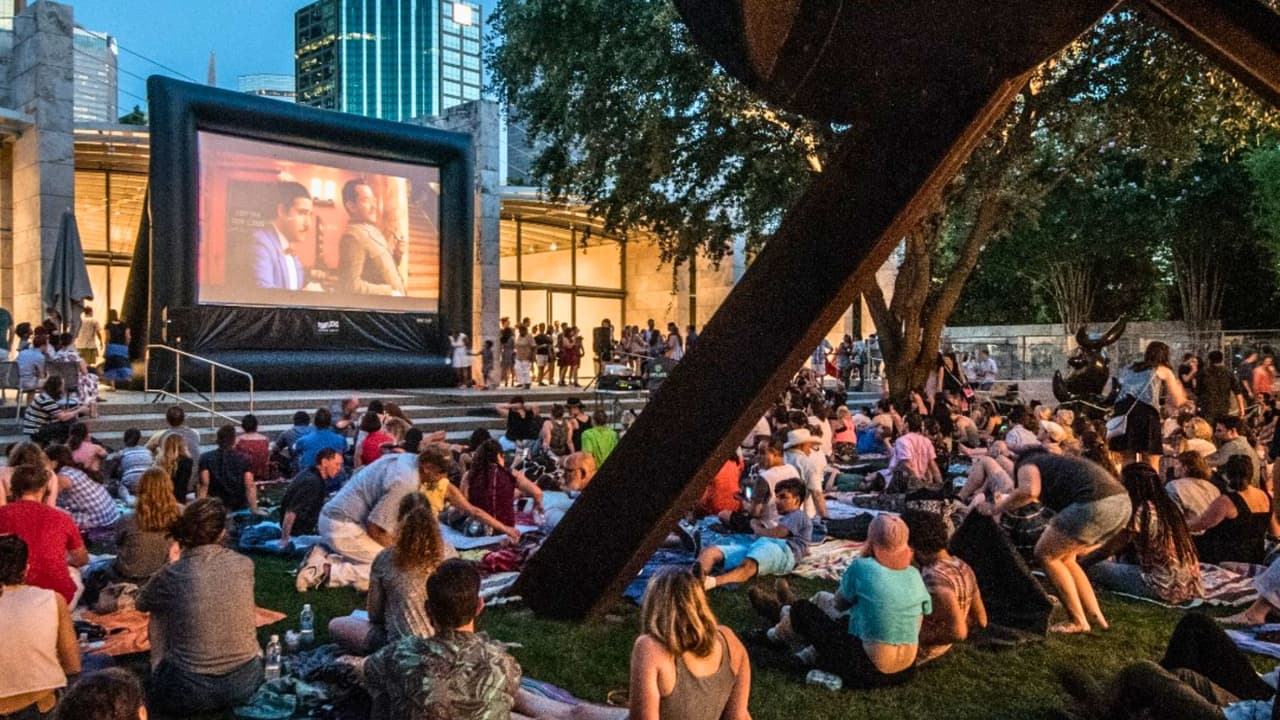 El mejor plan gratis en Dallas: cine, música y arte al aire libre todo el año