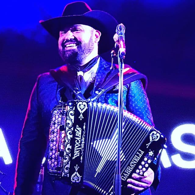 Tras polémica por vacuna, Ricky Muñoz, de Intocable, da su versión: 'No fueron por palancas'