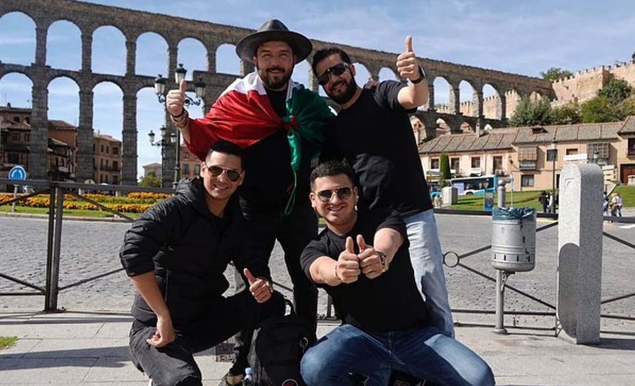 Banda El Recodo presenta documental de su gira por España