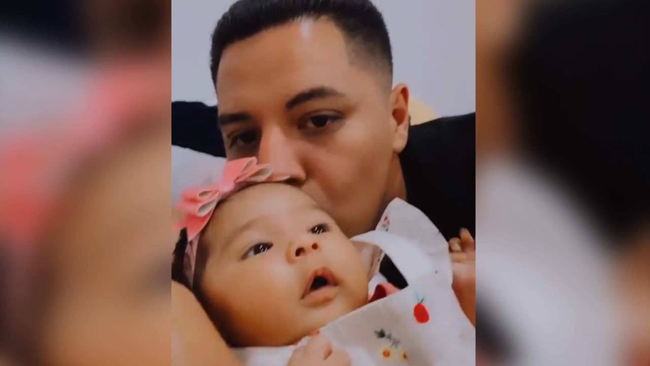 Eduin Caz muestra cómo su bebé se duerme enojada