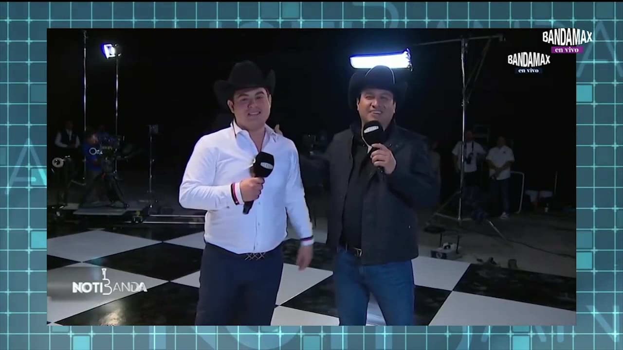 Alfredo Olivas quiere hacer una balada con Julión Álvarez