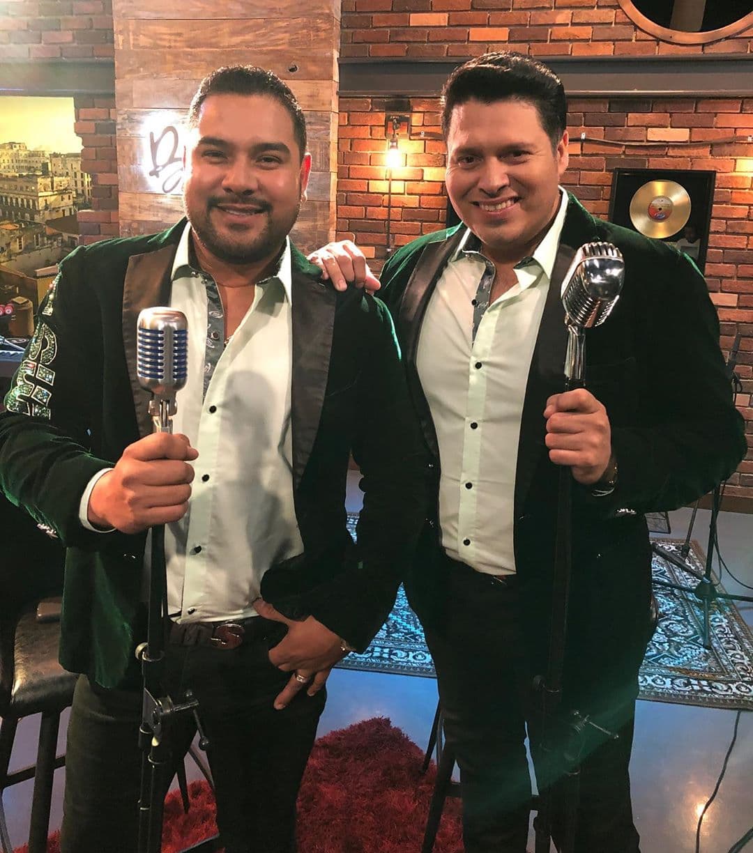 Las voces de la agrupación liderada por Sergio Lizárraga prometieron continuar conectándose con sus fans.