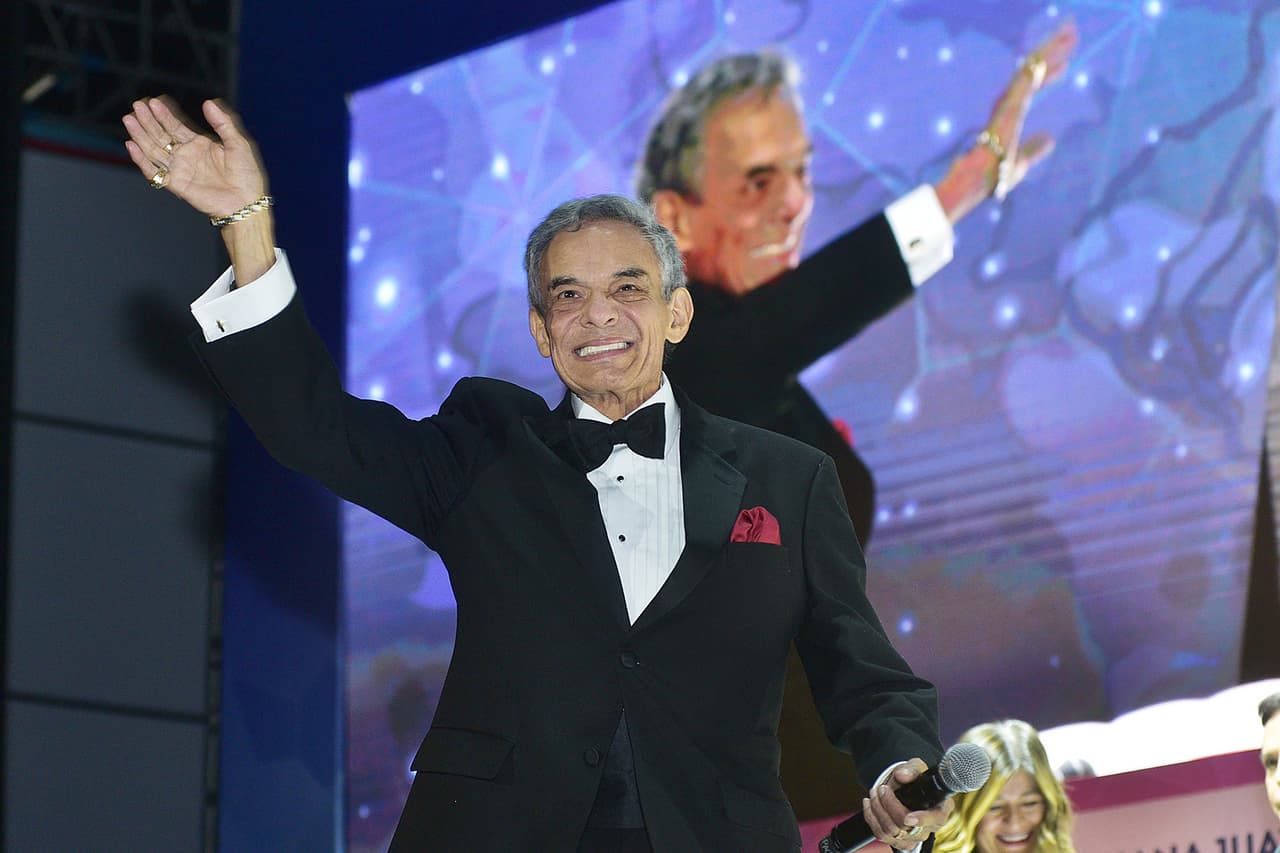 Horario, artistas y todos los detalles del homenaje a José José en el Zócalo