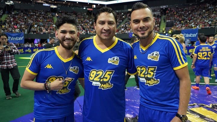 Entre los ganadores se encontraban famosos como Julión Álvarez, Alfredo Olivas, Banda Renovación, La Trakalosa de Monterrey, Germán Montero, Banda El Recodo, El Bebeto, Diego Herrera, Kevin Ortiz, El Yaki, Luis Antonio López, "El Mimoso".