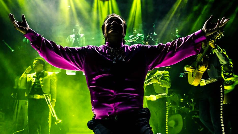 IMAGEN RELACIONADA: ¡Esto es lo que ganará Juan Gabriel por sus conciertos!
