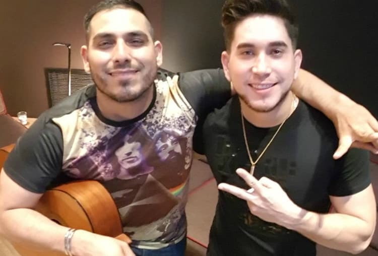 El Bebeto y Espinoza Paz se unen a ritmo de mariachi