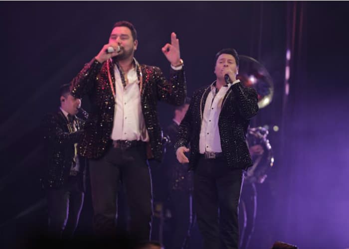 Banda MS inicia octubre 'Con todas las fuerzas'