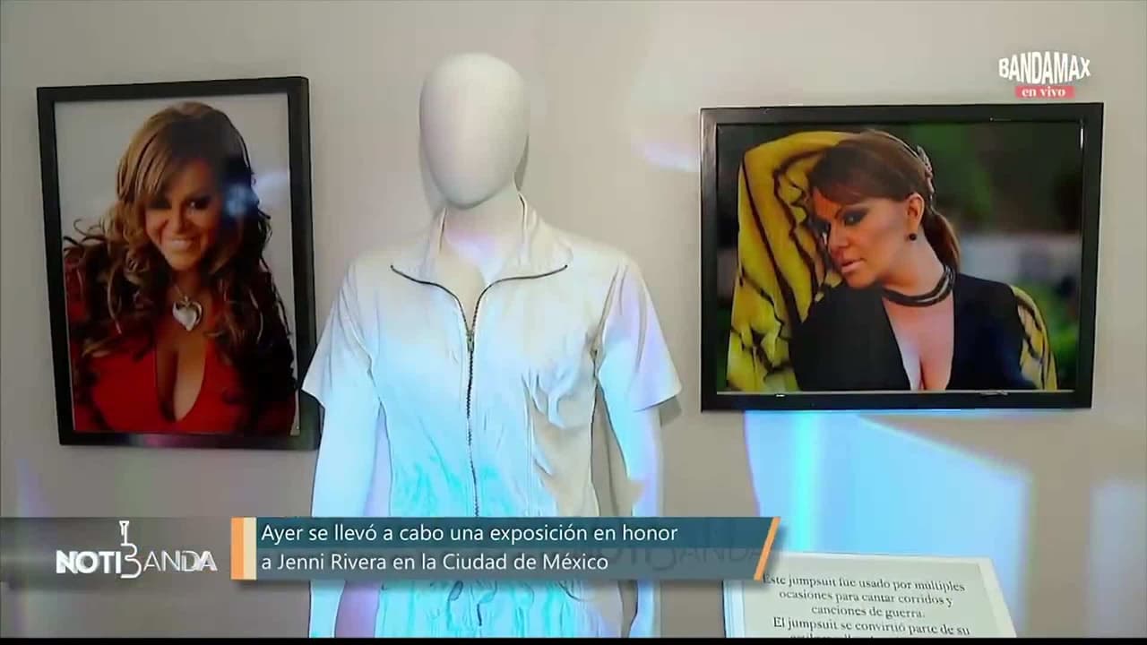 Conoce algunos vestidos que presenta el museo de Jenni Rivera