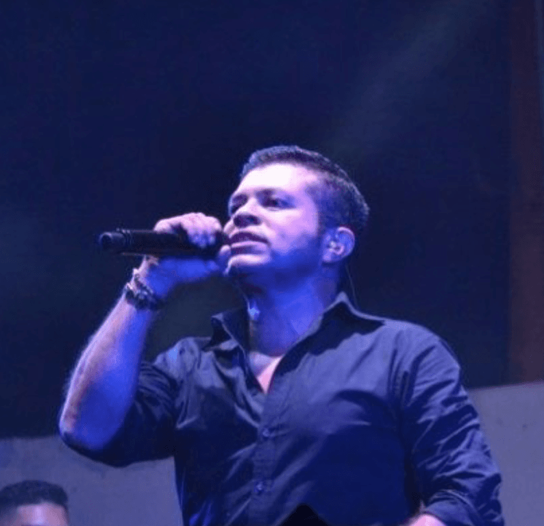Jorge Medina se encuentra hospitalizado