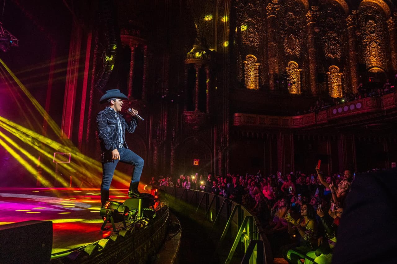 Con un sold out, Christian Nodal se presentó el fin de semana pasado en el United Palace de Nueva York.