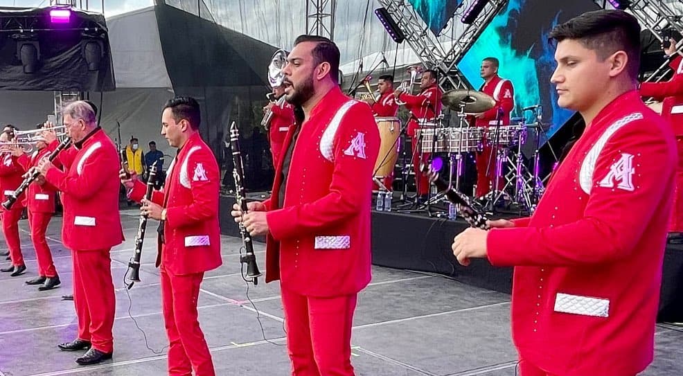 La Arrolladora presenta su versión de 'El Venadito' en honor a Valentín Elizalde