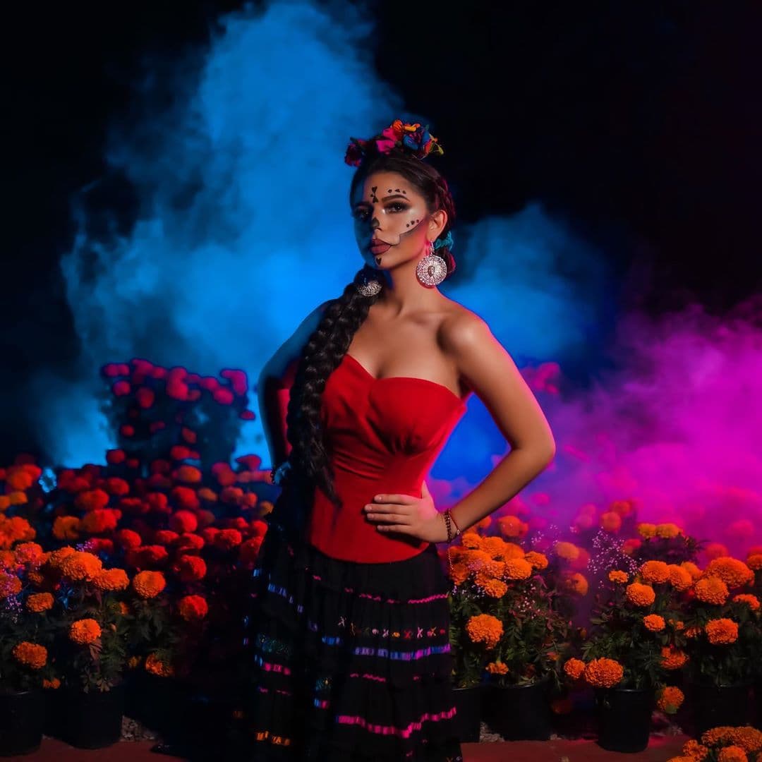 Angela Aguilar se colocó en el primer lugar de las listas de éxitos con su sencillo "La Llorona"