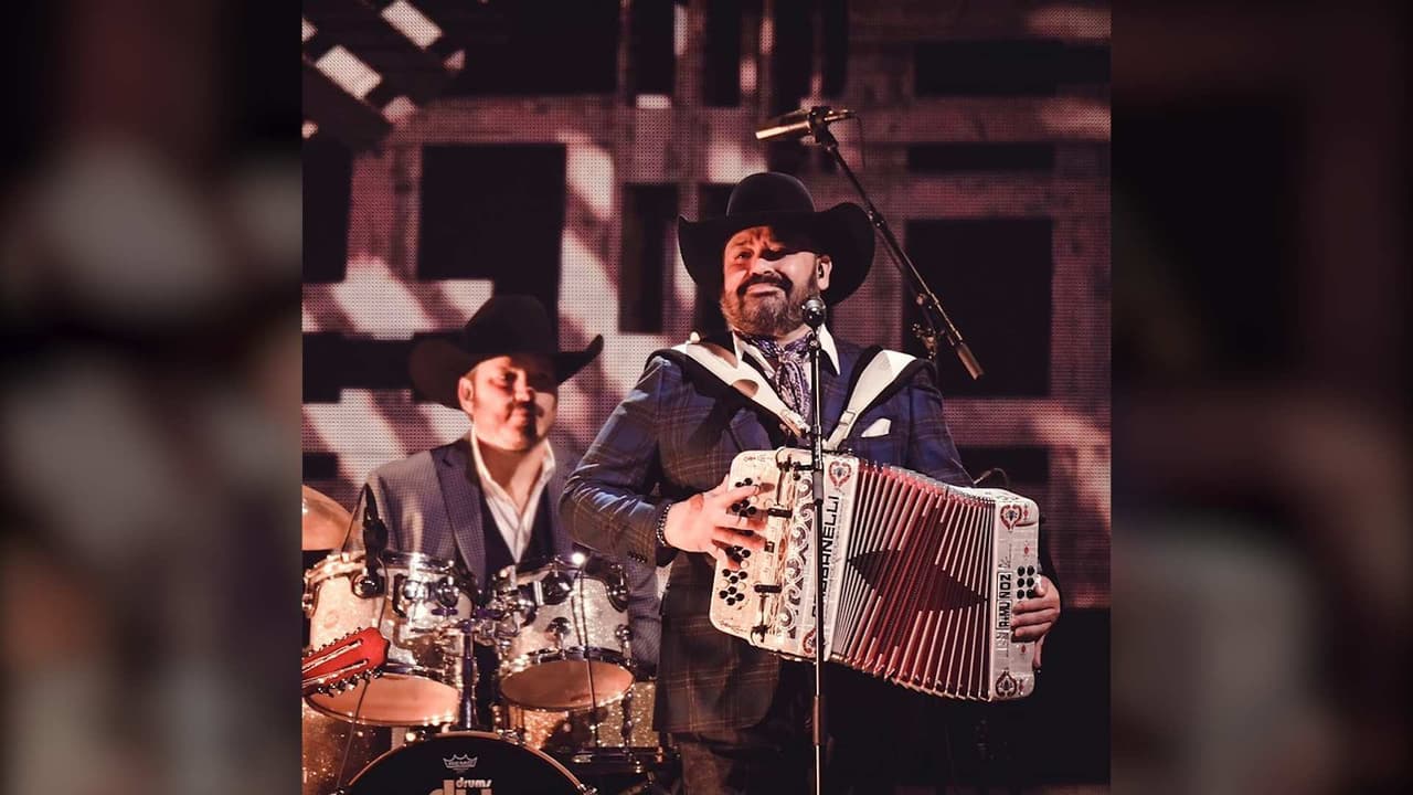Entre emoción y camaradería, Intocable vivió su regreso a los escenarios