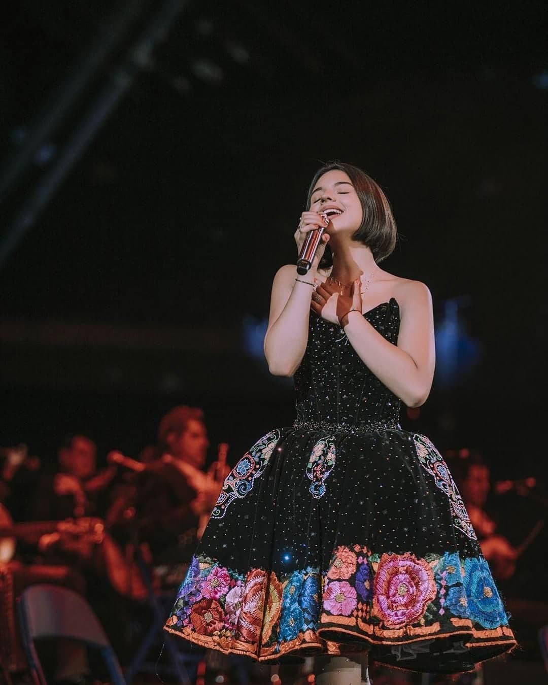 Mejor VIdeo Premios Bandamax 2018 Ángela Aguilar