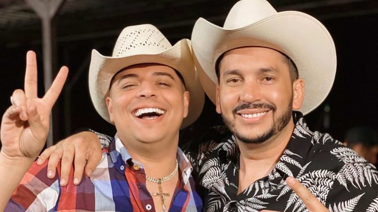 Grupo Firme y Luis Ángel Franco, 'El Flaco', cantan juntos 'Acábame de Matar'