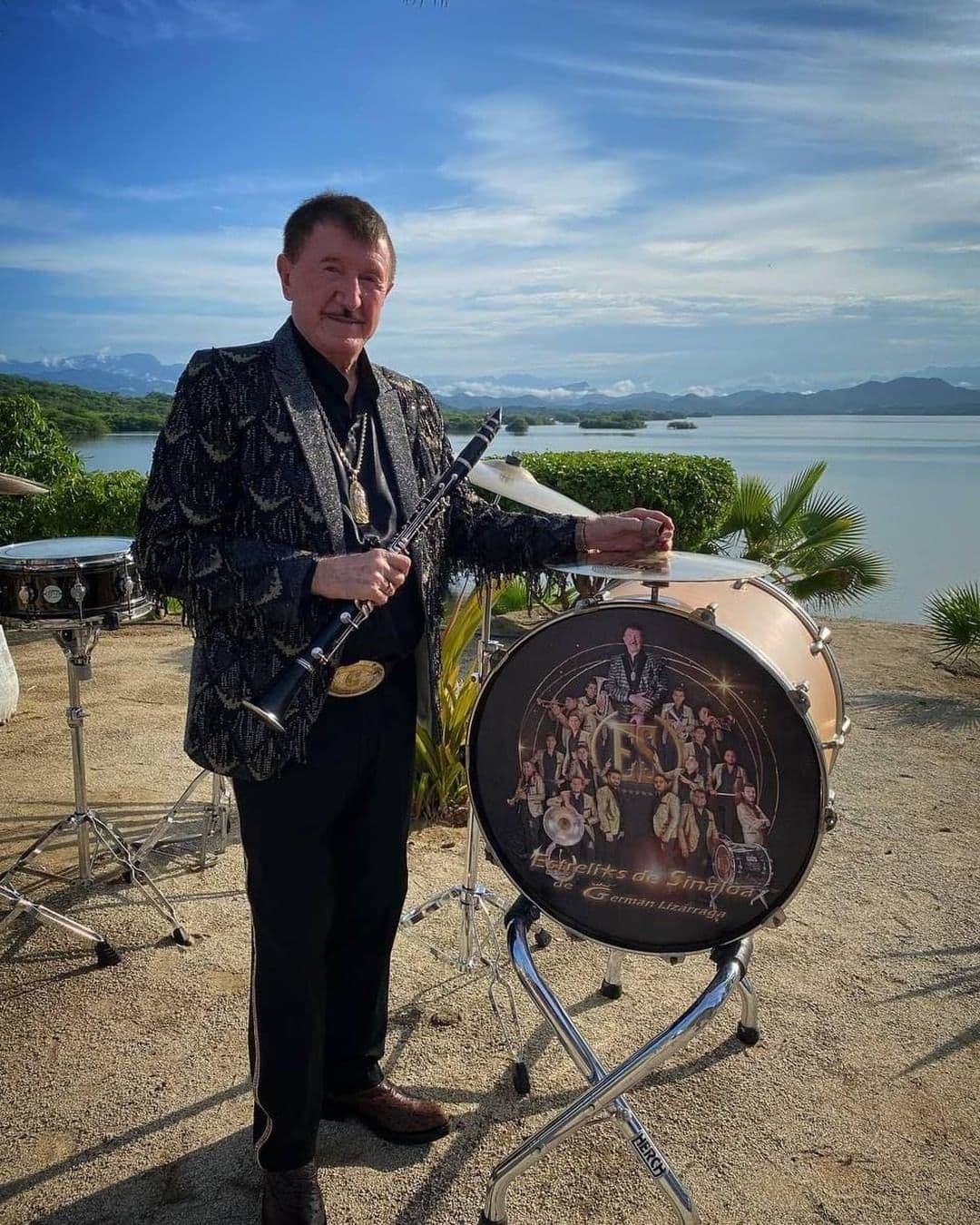 Estrellas de Sinaloa de Germán Lizárraga da a conocer nombre de nuevo disco y sus temas