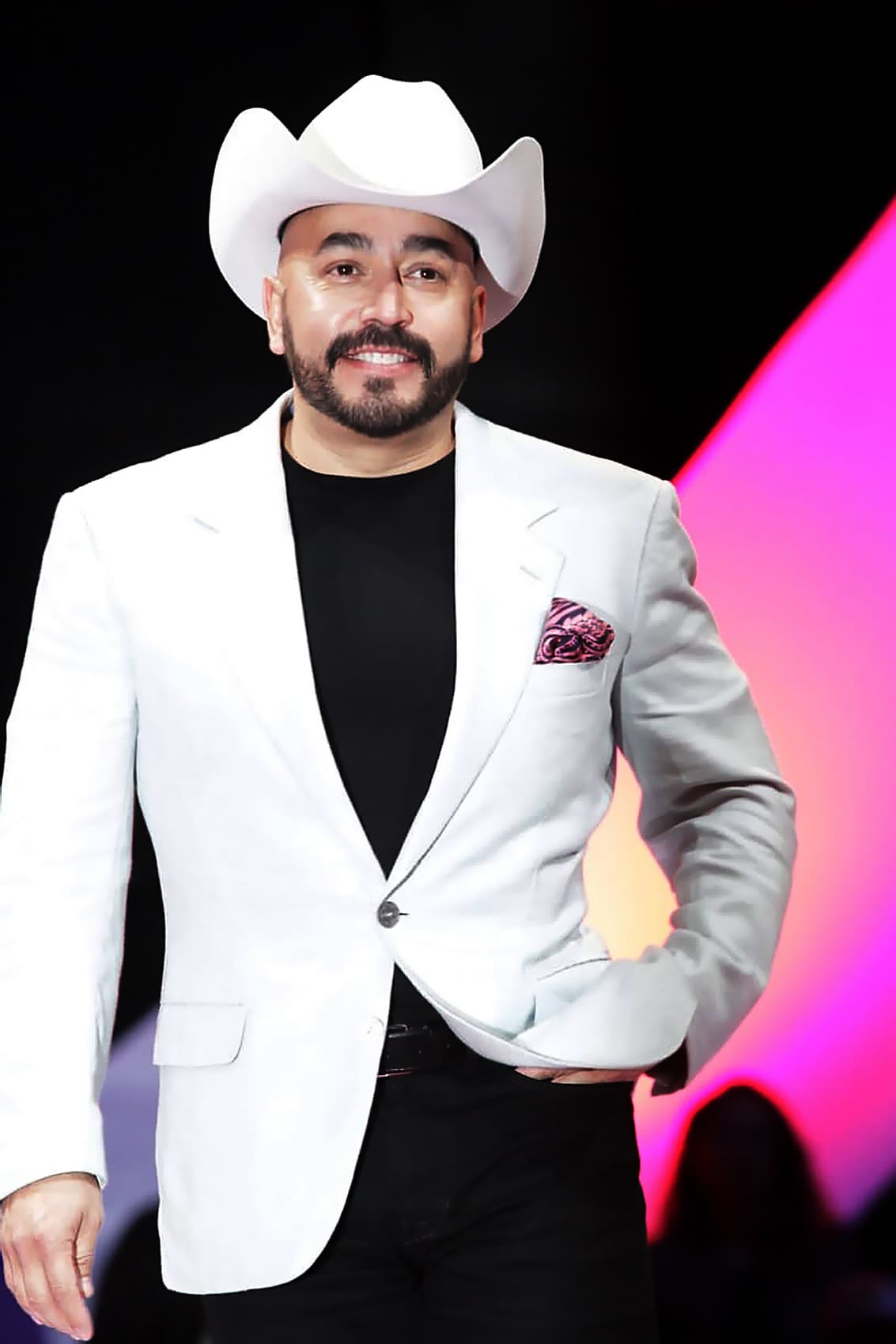 Mientras varios medios aseguran que Belinda es muy cercana a Lupillo, estos niegan cualquier tipo de relación.