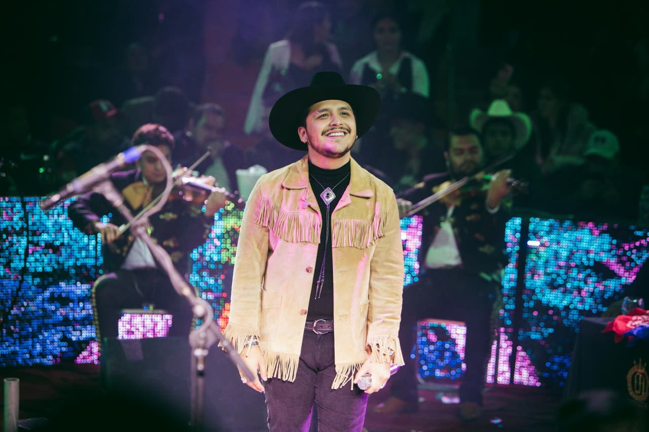 El nuevo disco incluirá algunos duetos con otros intérpretes de diversos géneros musicales.
