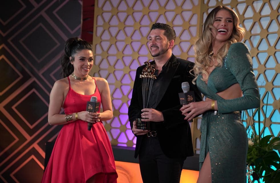 Luis Ángel "El Flaco" agradeció al canal por el apoyo que le ha brindado en su carrera.