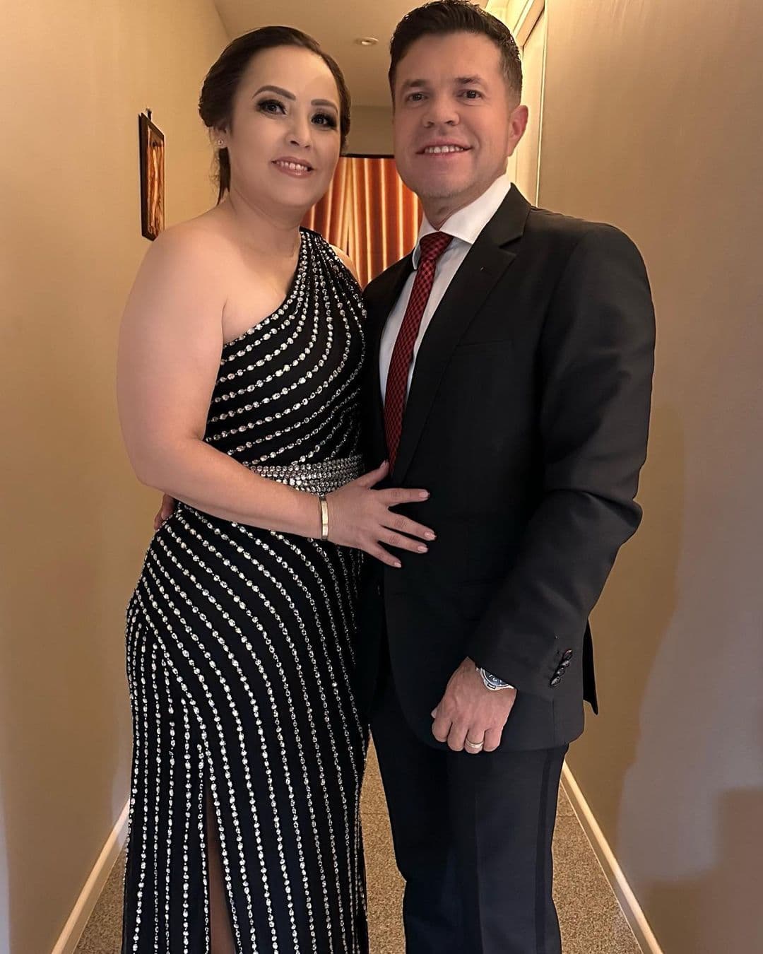 Jorge Medina y su esposa Mónica celebran 29 años de matrimonio