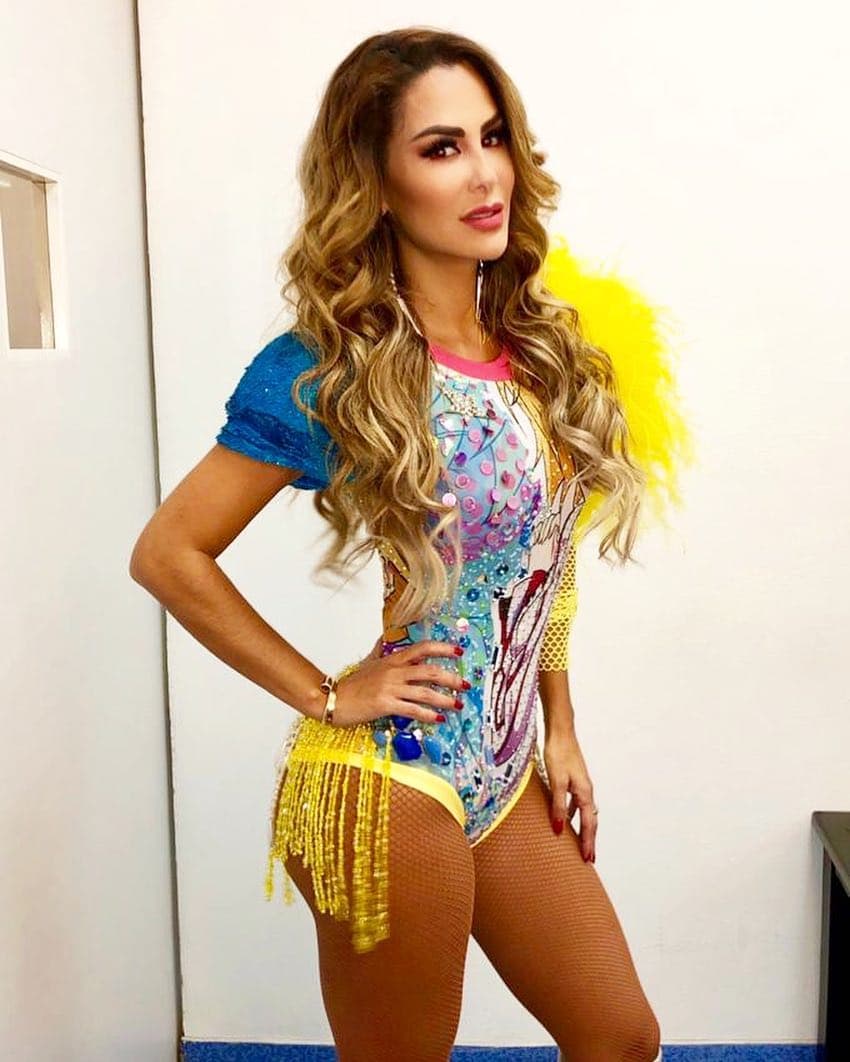 Ninel cerrará un año muy productivo para ella.