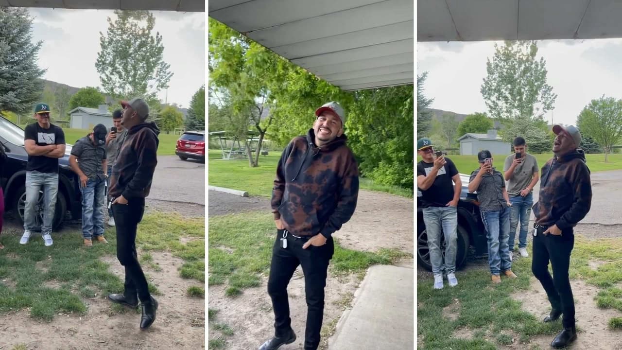 Luis Ángel ‘El Flaco’ enamora con su sencillez al detenerse a cantar con sus fans ‘El Que Te Amó’