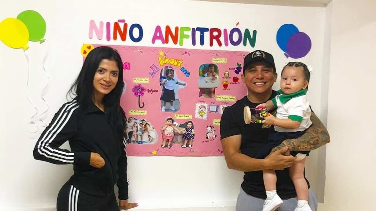 Edwin Luna ahora en el baño, la pareja vuelve a dar de qué hablar con este video