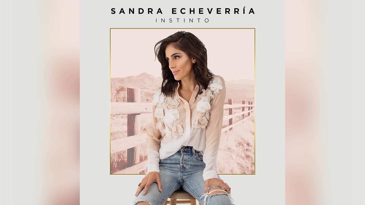 Sandra Echeverría debuta en la música ranchera