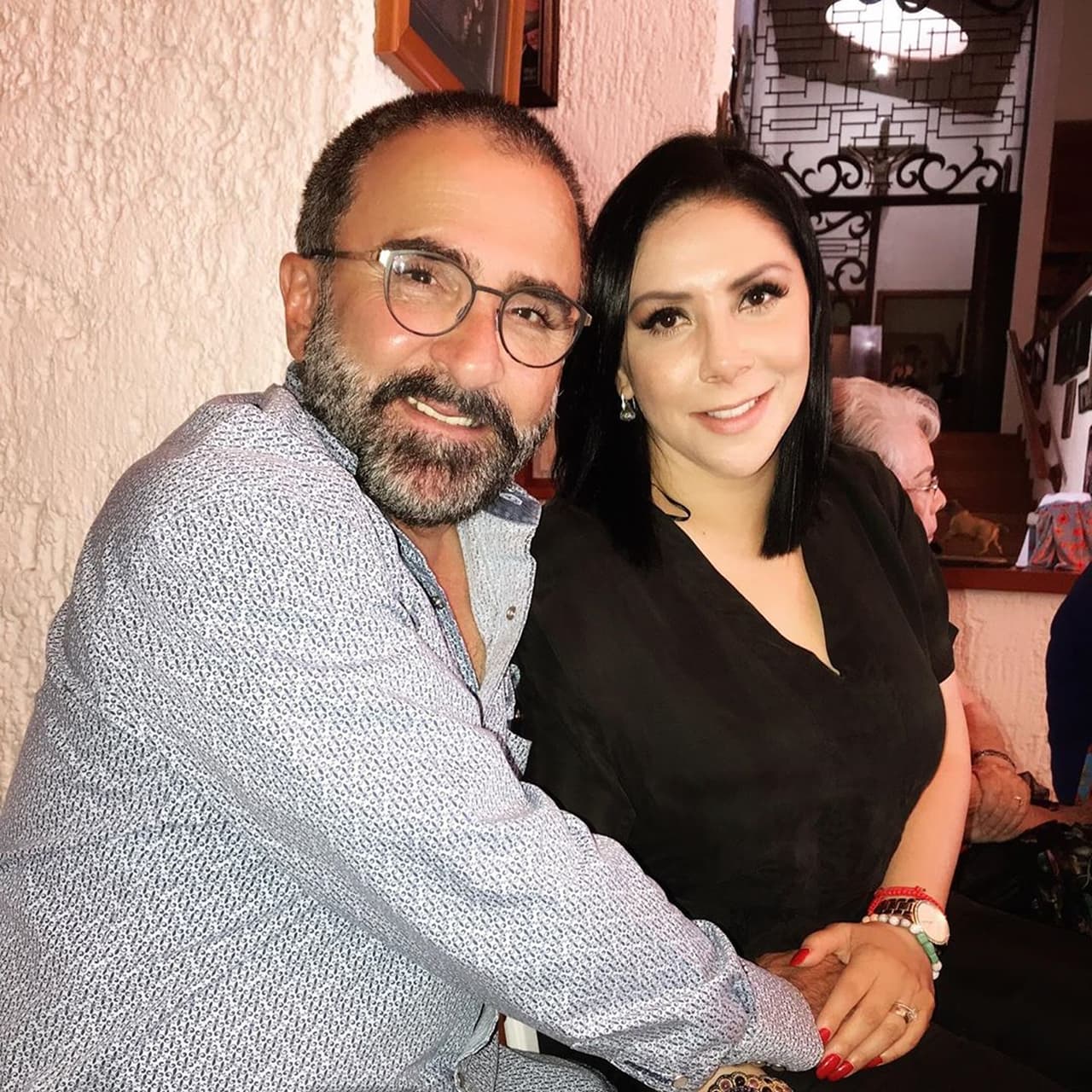 Vicente Fernández Jr. quiere revertir su vasectomía para tener un hijo con su esposa Katia Ortegón