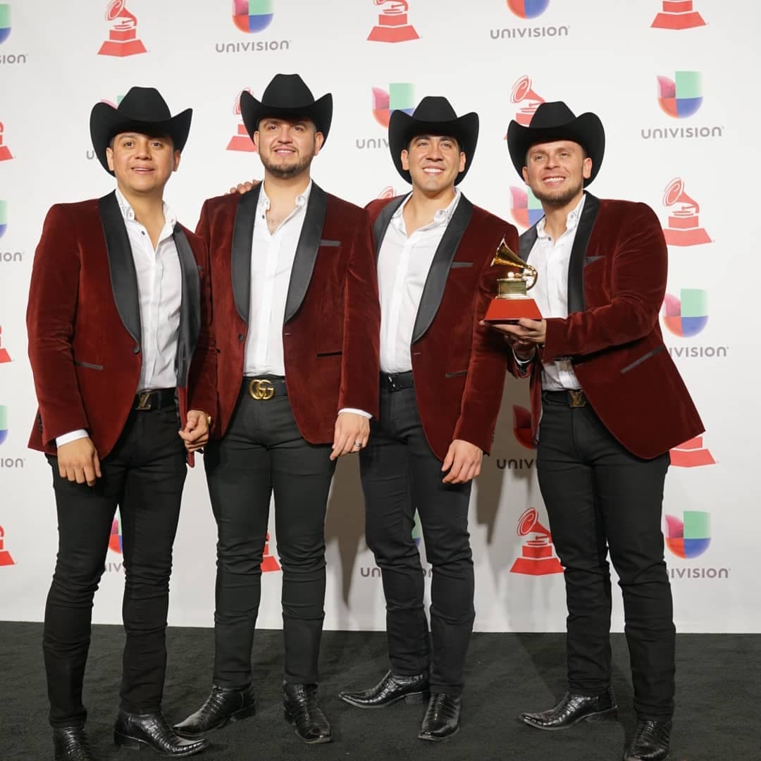 Calibre 50 está nominado al Grammy Latino en la categoría de Mejor Álbum de Música Norteña por su disco "Mitad y Mitad".