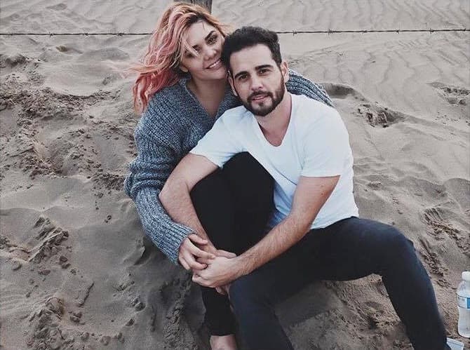 Yuridia mantiene una relación amorosa con Matías Aranda, joven de origen argentino quien también participó en el mismo reality show que la cantante, pero en otra generación.