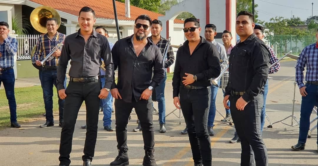 Junto a El Mimoso, Banda Estrellas de Sinaloa filmó el video de "El Heredero" en El Recodo, Sinaloa.