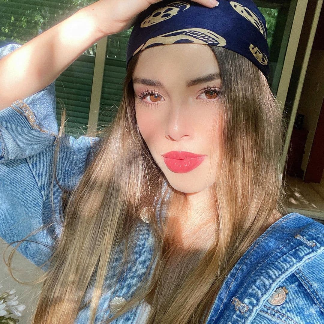 Meses después Nodal confesó que Guzmán estaba celosa de Belinda, pues desde su participación en el reality junto a la cantante, ella empezó a sentir que traían algo.