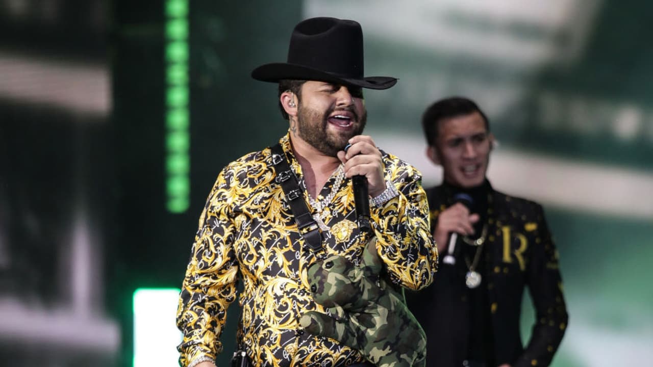 Luis R Conriquez nos platica todos los detalles de su nuevo álbum