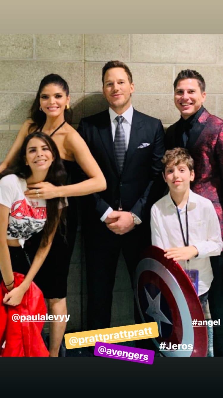 También, la cantante de música regional tuvo la oportunidad de conocer a Chris Evans quien da vida al "Capitán América" en la secuela de superhéroes
