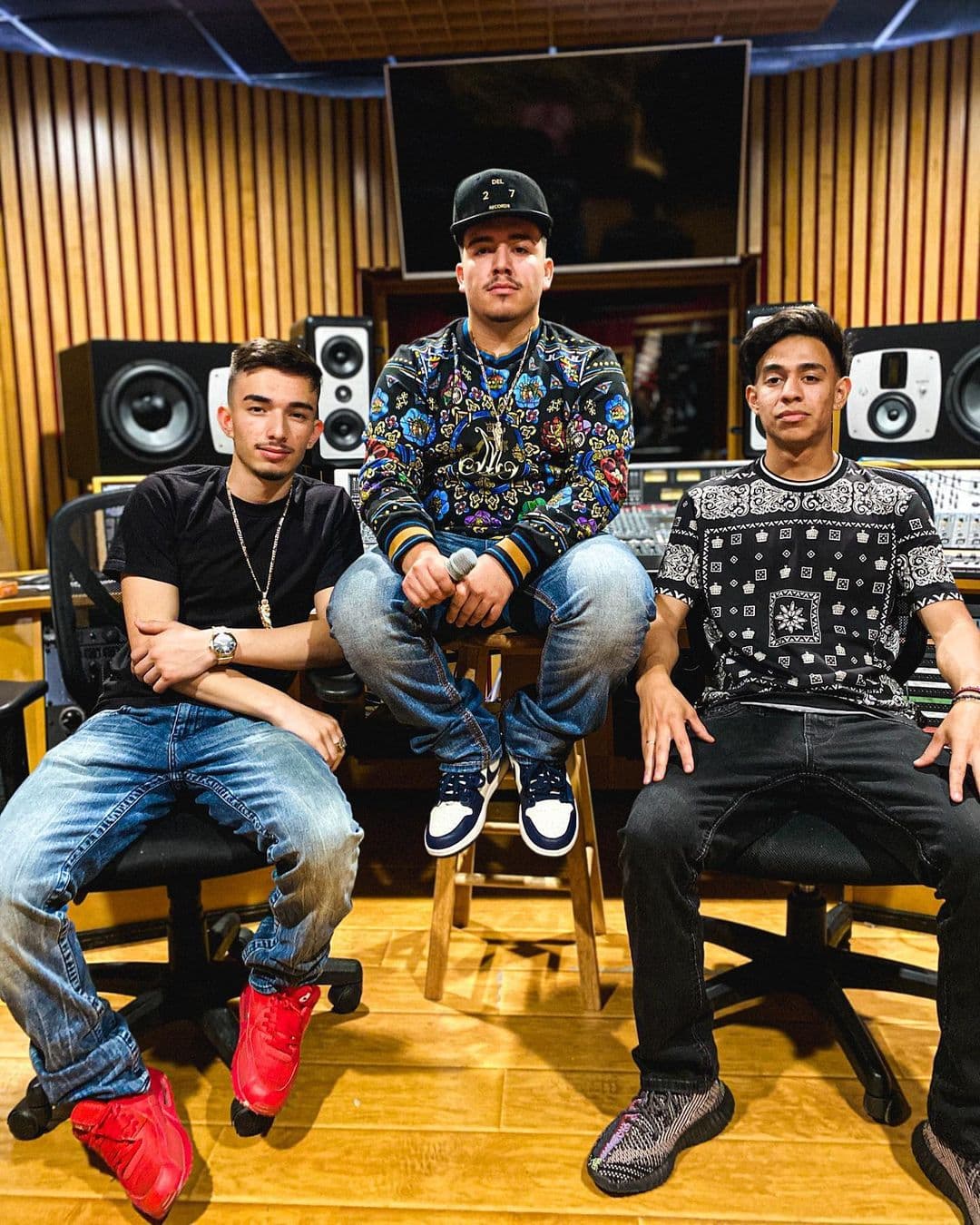 Eslabón Armado gana el premio Billboard; derrota a Banda MS y Los Dos Carnales