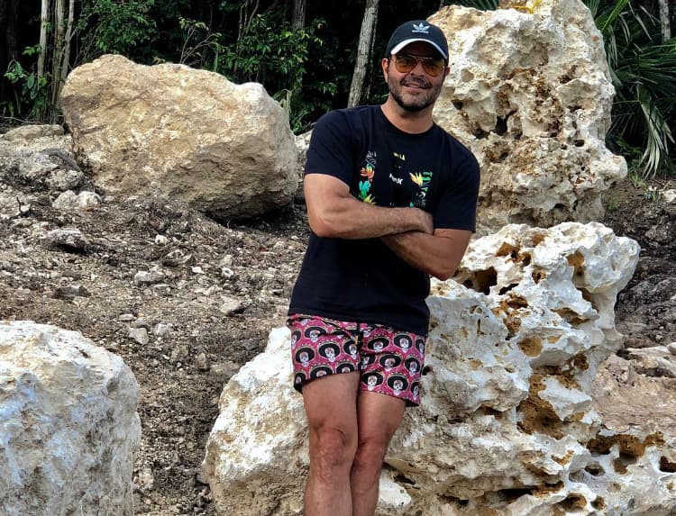 Pablo Montero habría pagado millones a su ahora exesposa