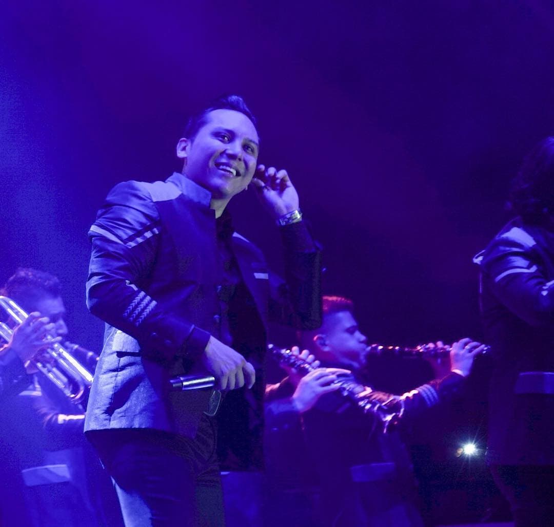 Edwin Luna y La Trakalosa de Monterrey preparan el estreno del video "Me Hiciste Un Borracho".