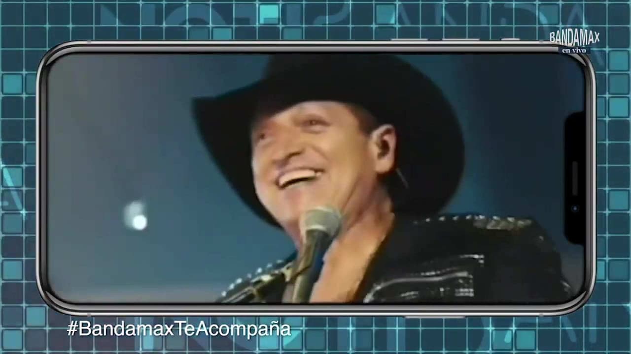 Bronco quiere duetos con rockeros, 'El Buki' y hacer más temas para niños