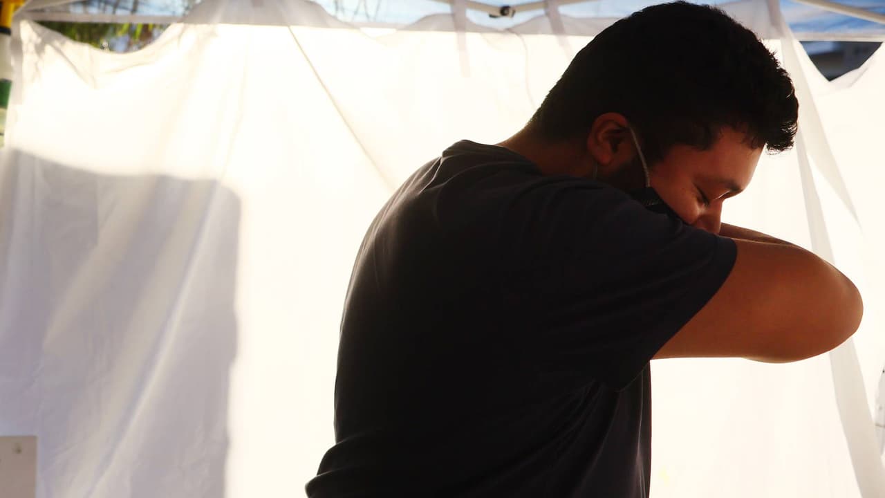 Suben los casos de tos ferina en EEUU: a qué se debe el aumento y quiénes pueden recibir la vacuna