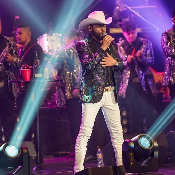 El Poeta del Amor brindará sus éxitos el 30 de abril en el escenario de una de las ferias más importantes de México.