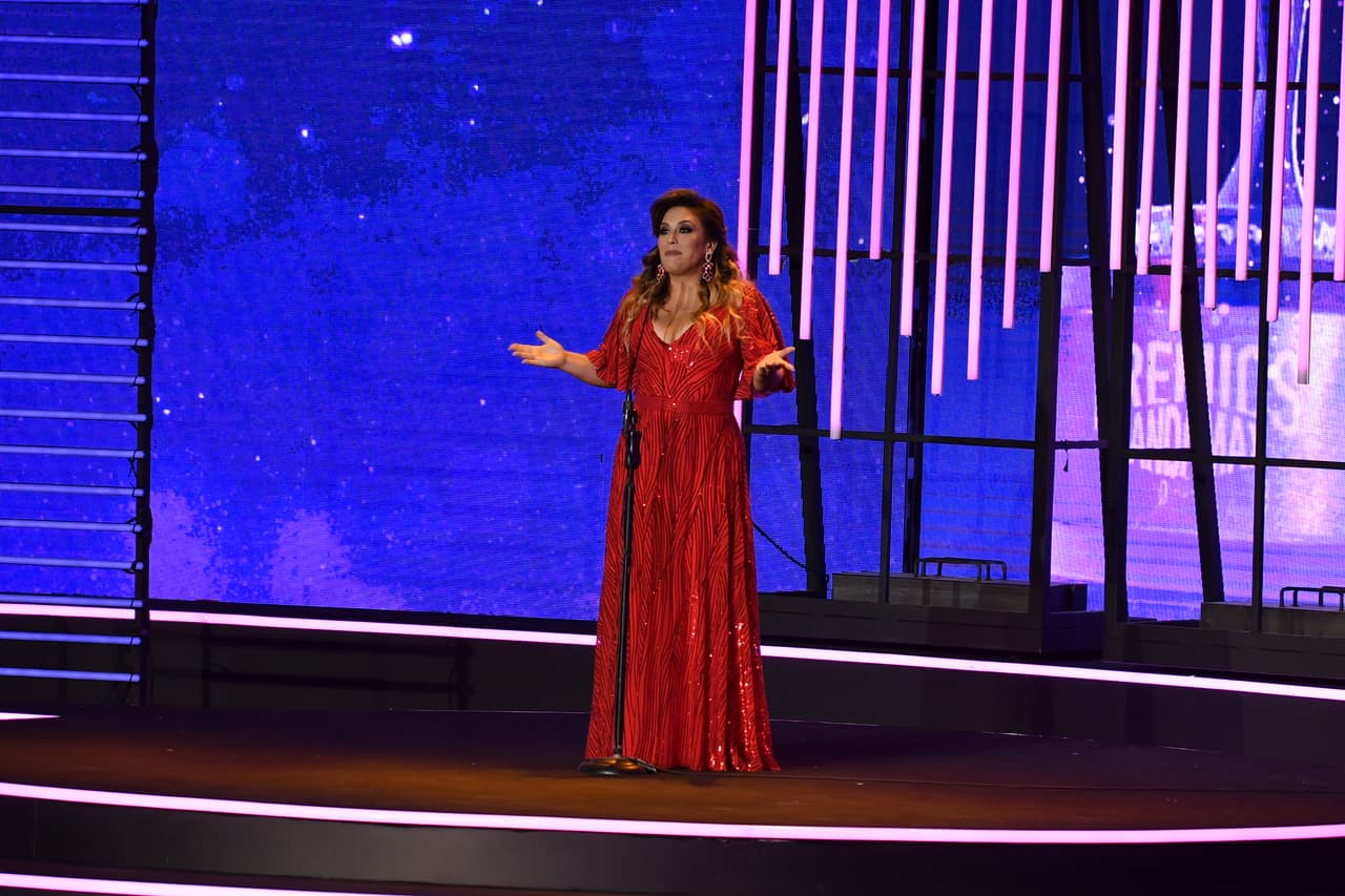 Angélica Vale fue la anfitrona de la Séptima Entrega de los Premios Bandamax.