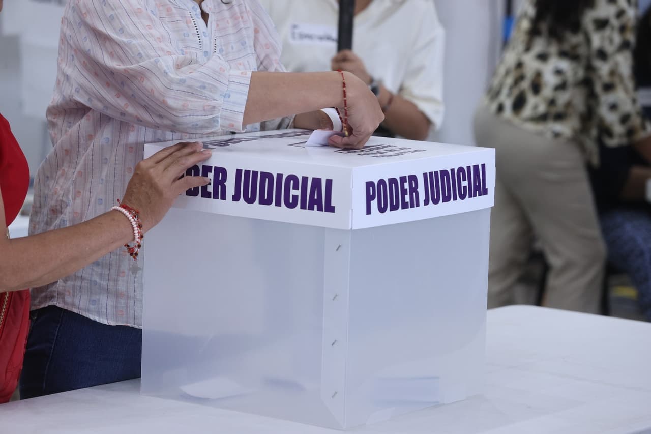 Una exdefensora de ‘El Chapo’ y otros 'narcocandidatos' buscan ser jueces en México