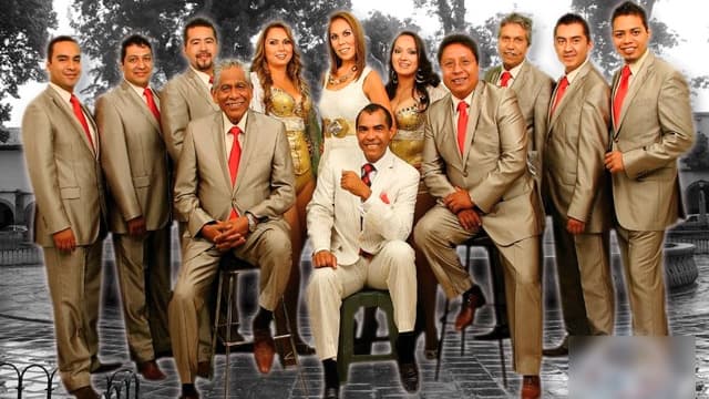 La Sonora Dinamita de Lucho Argaín
