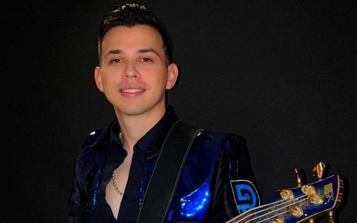 Carlos Parra de Los Parras perdió la vida durante un accidente automovilístico este fin de semana