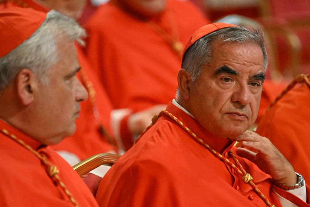 Becciu, el cardenal convicto que quiere estar en el cónclave 