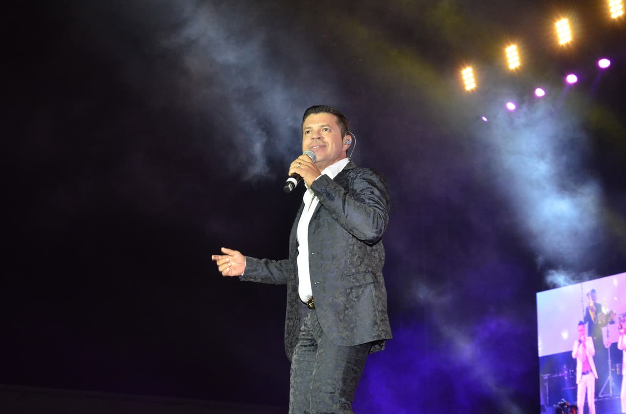Jorge Medina presumió su tema "Así o Más Claro", de su primer disco como solista.